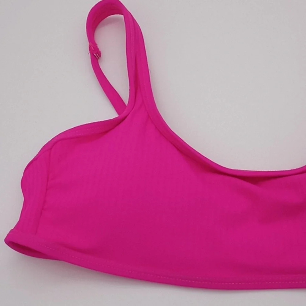California Waves Ribbed Bralette Bikini Swim Top‎ Fuschia Pink